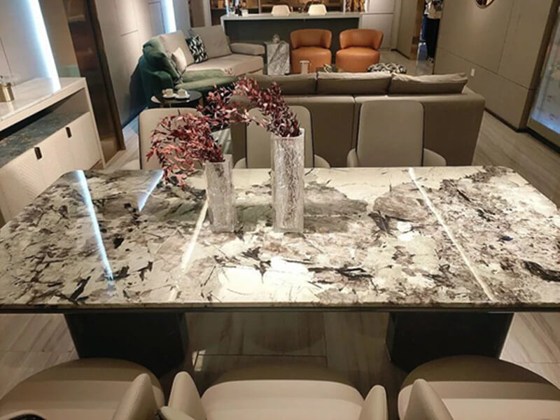 table de salle à manger en marbre
