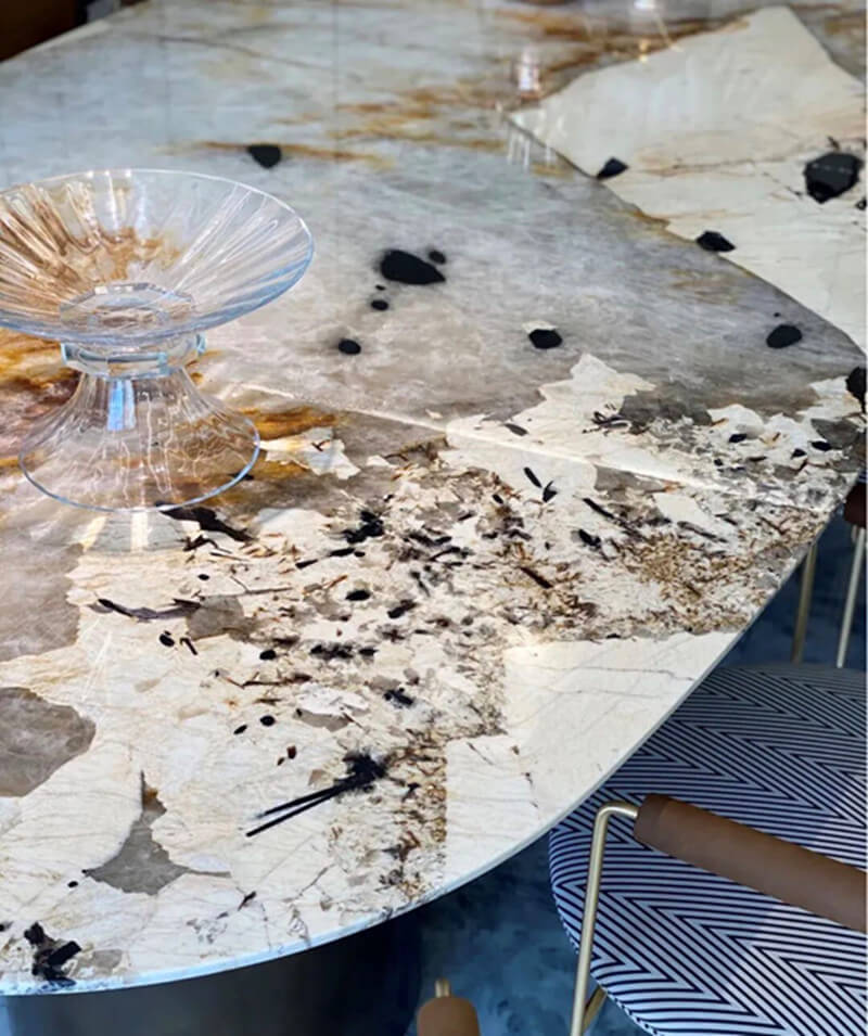 table à manger rectangulaire en marbre