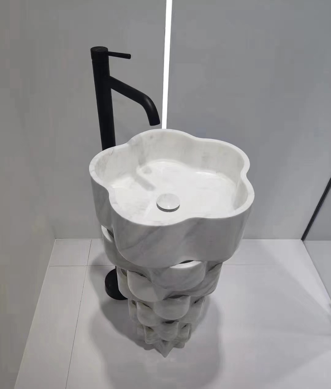 pedestal sink stone