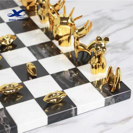 Ensemble de plateau de jeu d'échecs international personnalisé
