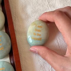 RF-Small MOQ Customized Words Stone Engraving CNC Laser Engraving Stone